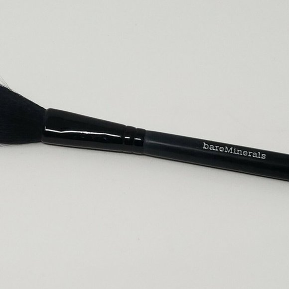 Bare Escentuals Fast & Flawless Blending Brush - Picture 2 of 2